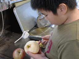 リンゴ係のショウタ